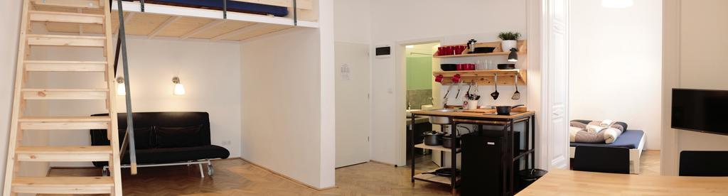 Maverick Apartments Budapest Bagian luar foto