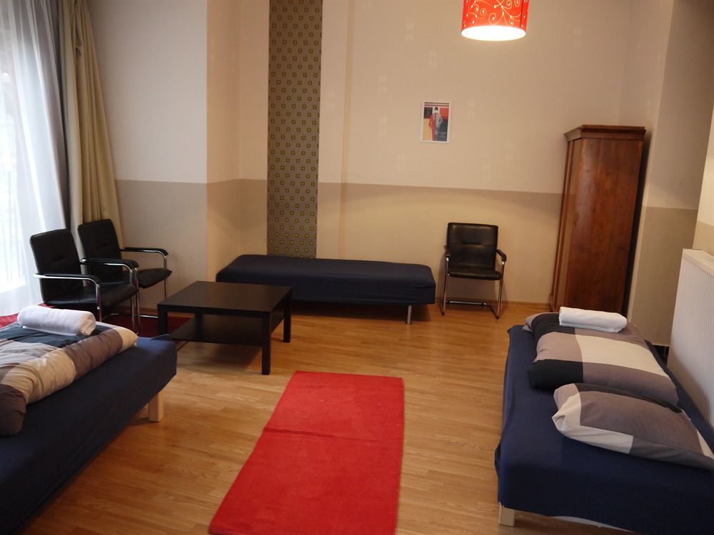 Maverick Apartments Budapest Bagian luar foto